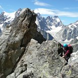 Cinéastes and Pic du Glacier Blanc ridges (Écrins)