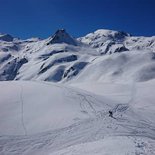 Ski touring: smugglers' raid (Aosta valley)