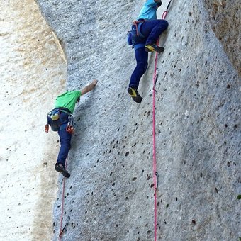 escalade-buoux-1.jpg