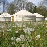 Hiking, yoga and yurt getaway in Belledonne (Savoie)