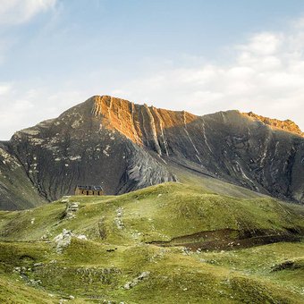 randonnee-hautes-alpes-1.jpg