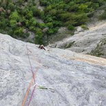 Découverte grande voie d'escalade (Pays de Savoie)