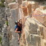 Initiation to multi pitch route climbing (Hautes-Alpes)