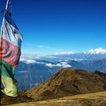 Trekking in the Ganesh Himal massif