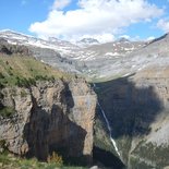 Multi-pitch climbing in Spain