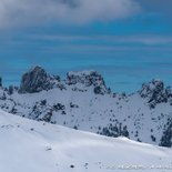 Snowshoeing on Coscione plateau in Corsica
