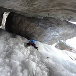 Cascade de glace en Savoie, Isère, Hautes-Alpes