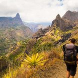 Trekking: Orangers pipe and low Mafate