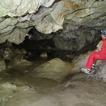 Caving initiation in the Troubat cave (Hautes-Pyrénées)